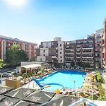 Апартаменты Admiral Plaza A1 Sunny *