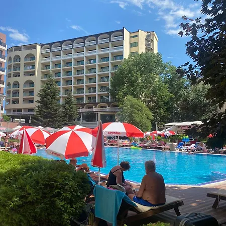 Апартаменты Admiral Plaza A1 Sunny