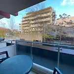 Admiral Plaza A1 Sunny