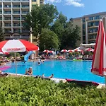 Admiral Plaza A1 Sunny