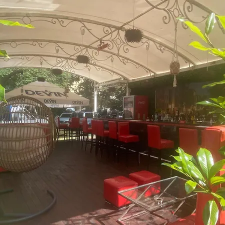 Admiral Plaza A1 Sunny *